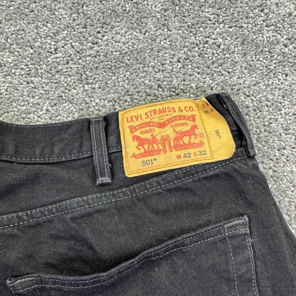 Levis pre owned